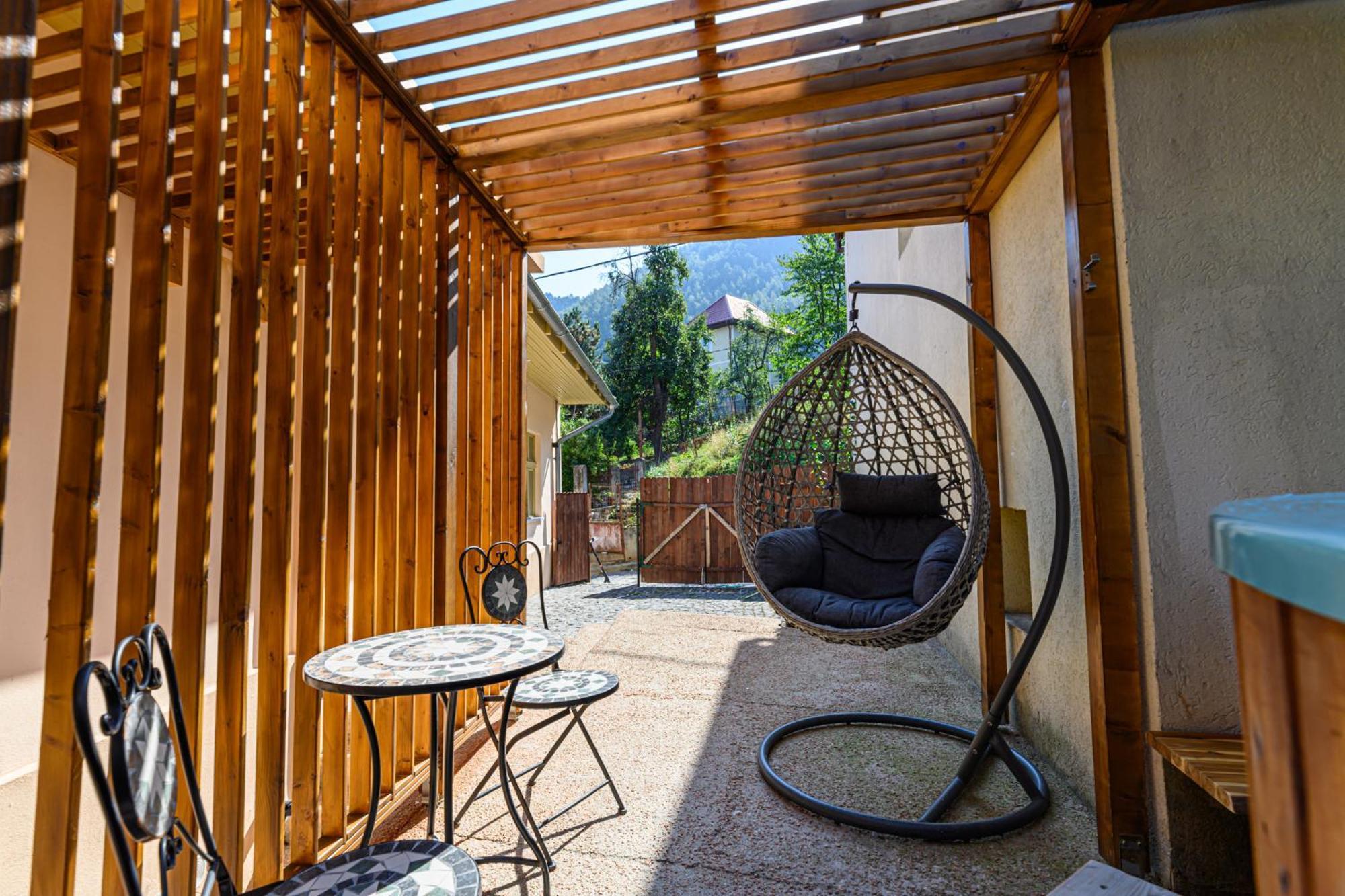 Lagom - Hot Tub Hideout Brasov Exterior photo